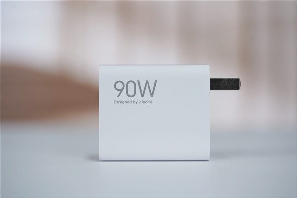 史上第一次双拼色!小米15 Ultra松柏绿图赏