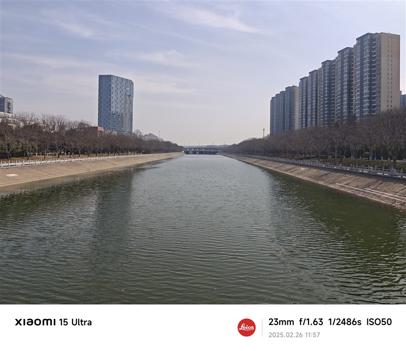 2025年最强拍照旗舰!小米15 Ultra首发评测:今年再无Ultra