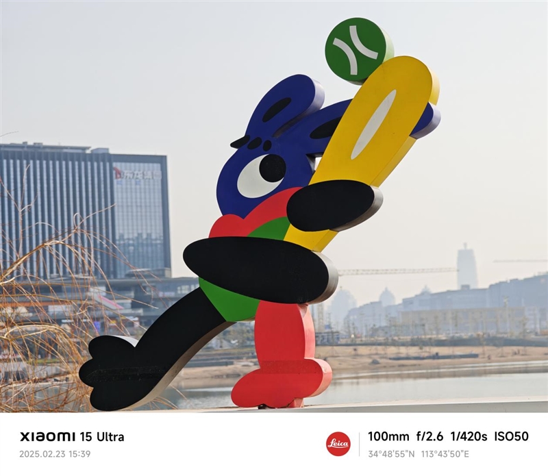 2025年最强拍照旗舰!小米15 Ultra首发评测:今年再无Ultra