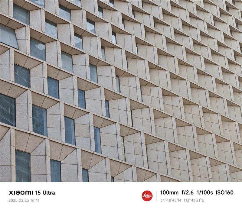 2025年最强拍照旗舰!小米15 Ultra首发评测:今年再无Ultra