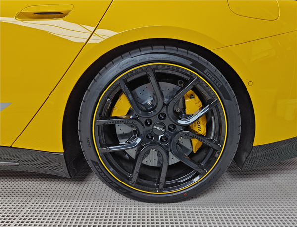 我去试驾了小米SU7 Ultra:它真的想重新定义豪车!